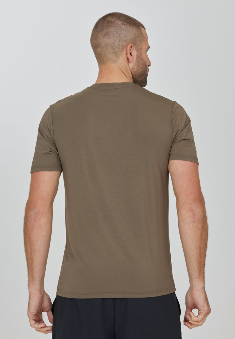 ENDURANCE Winicol M Bamboo S/S Tee - Image 3