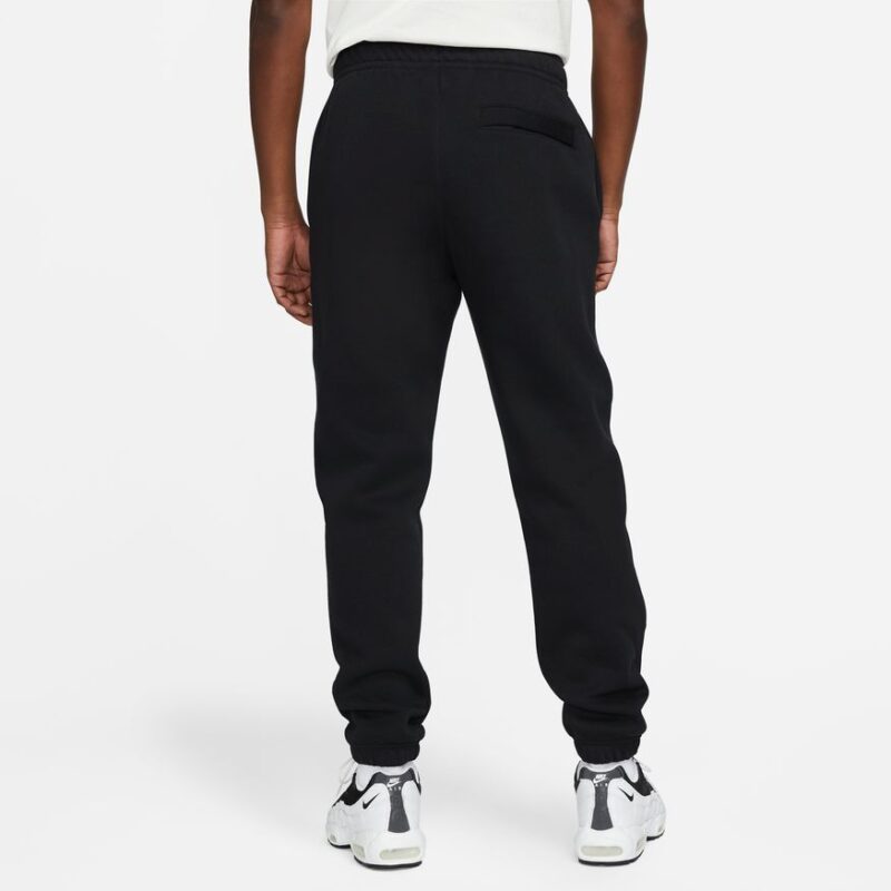 Nike Club Fleece+ Men's Brushe - Image 3