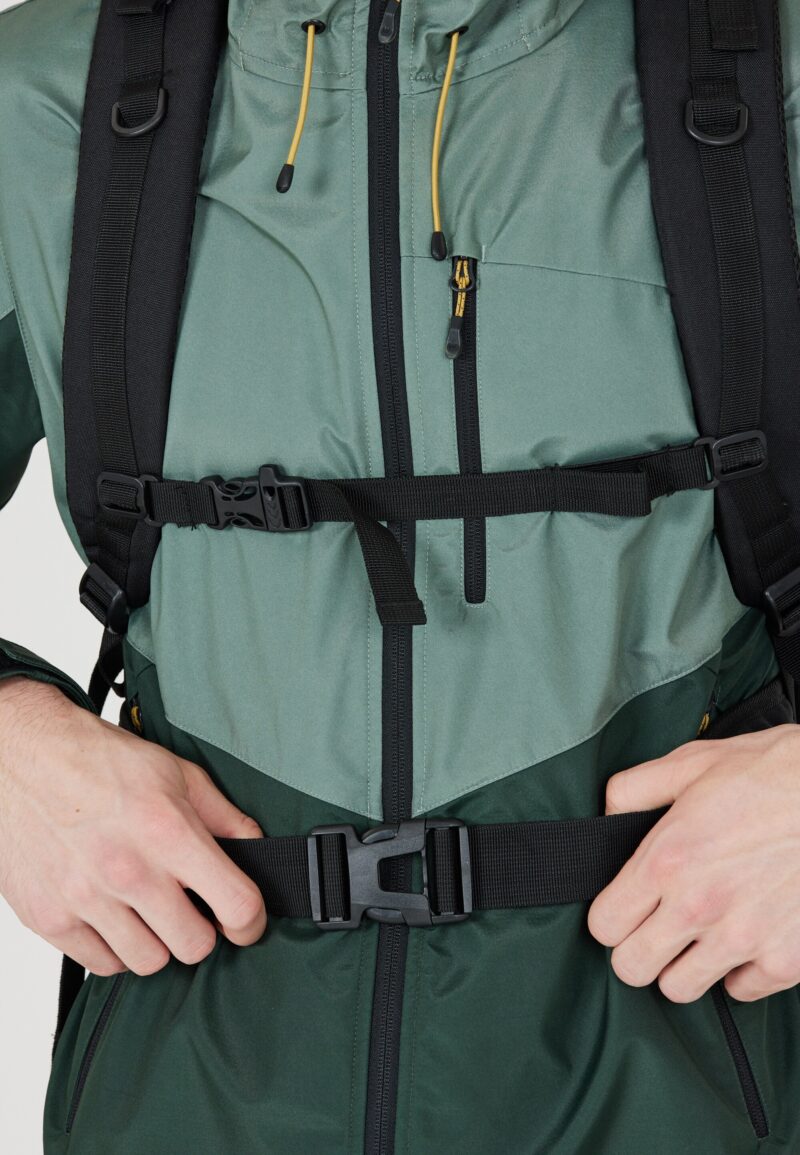 WHISTLER! Alpinak 55L Backpack - Image 11