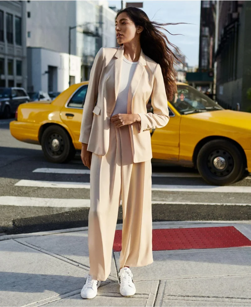 DKNY  ABENI - LACE UP SNEAKER