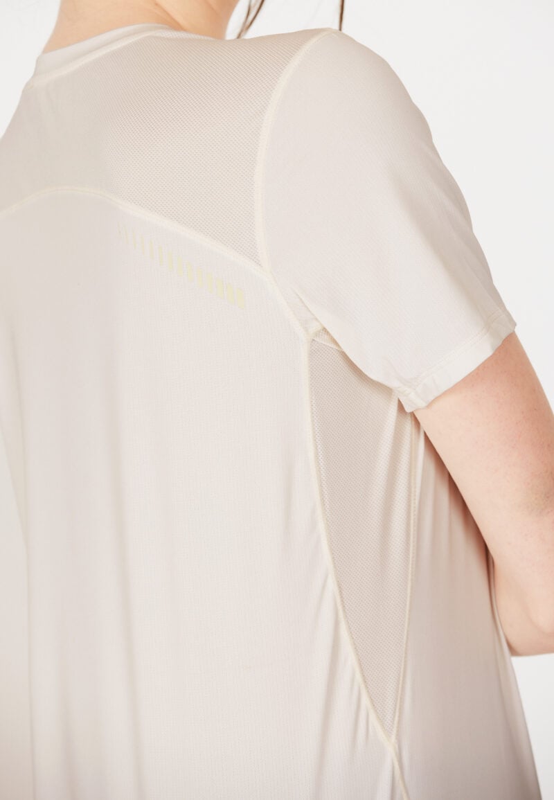 ENDURANCE Nan W S/S Tee - Image 4