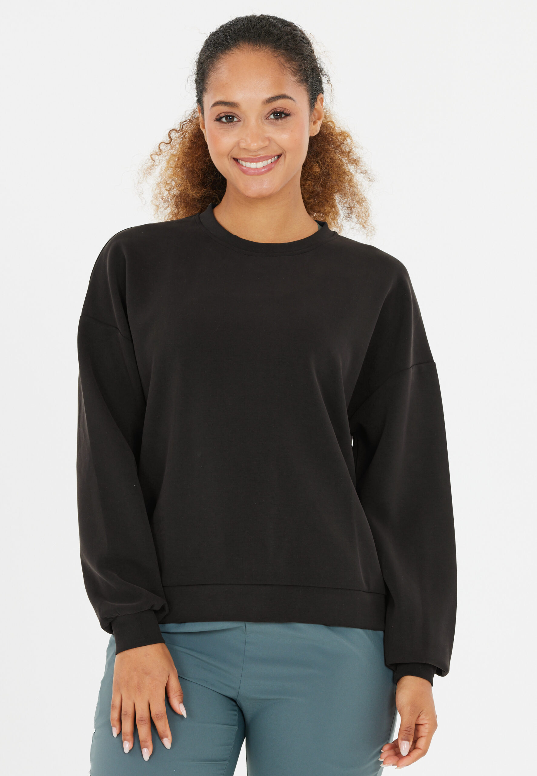 ATHLECIA Jillnana W Crew Neck