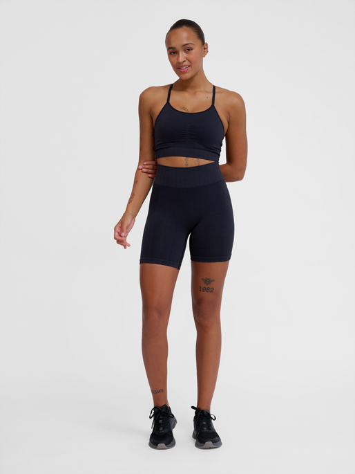 hmlMT DEFINE SEAML SCRUNCH SHORTS