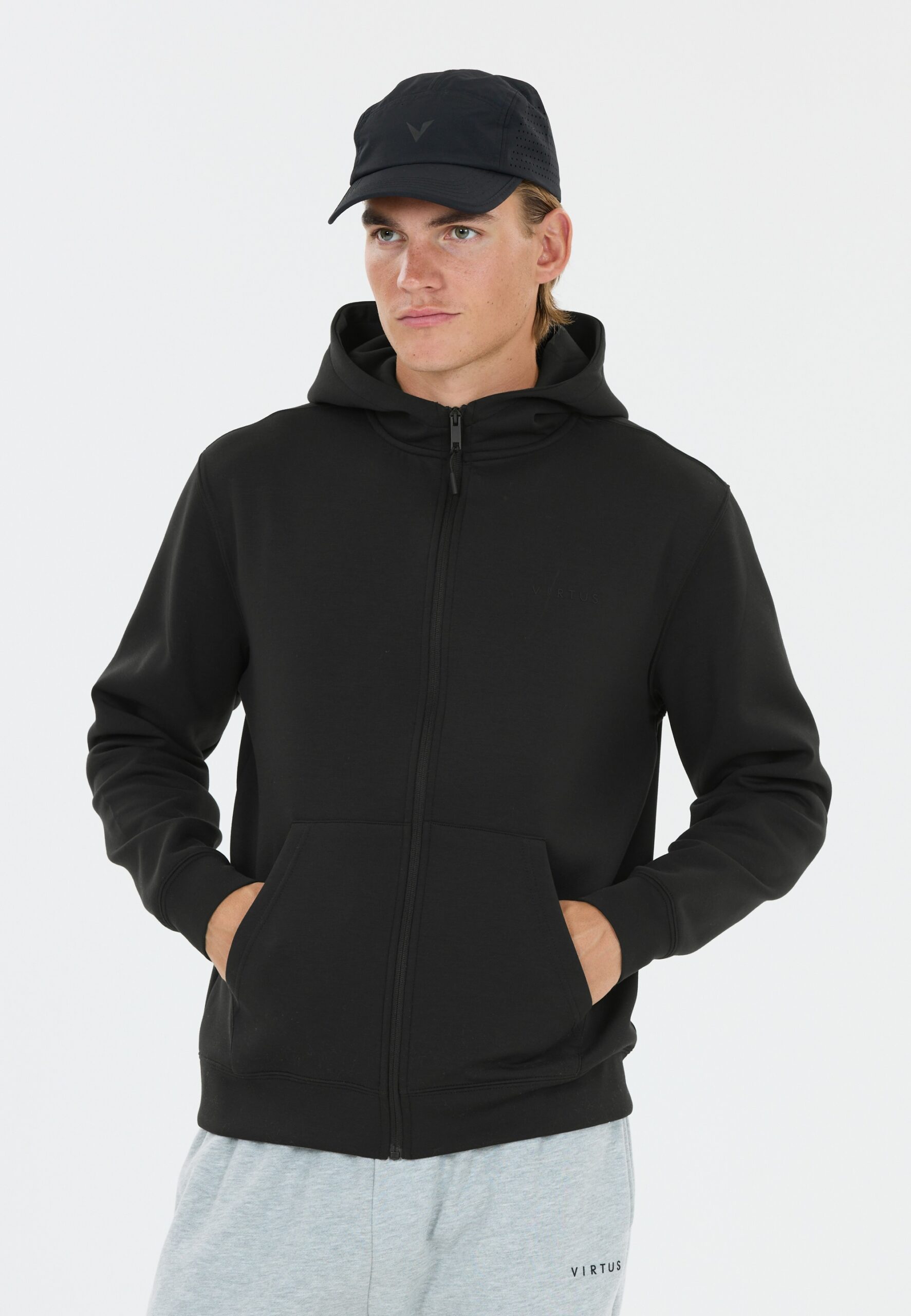 VIRTUS Taro V2 M Technical Full-Zip Hood